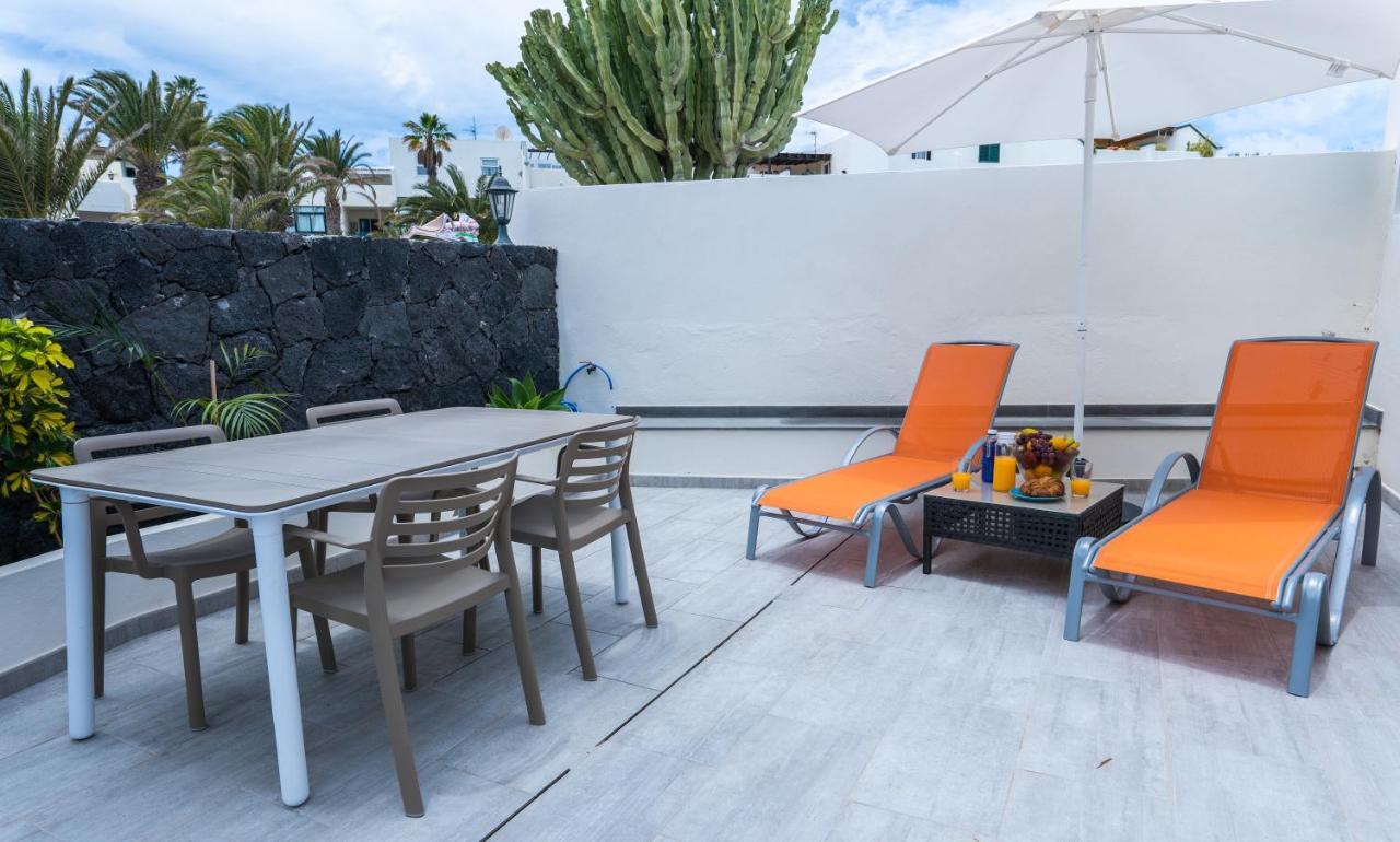 Casa A Primera Linea De Mar Costa Teguise Exteriér fotografie