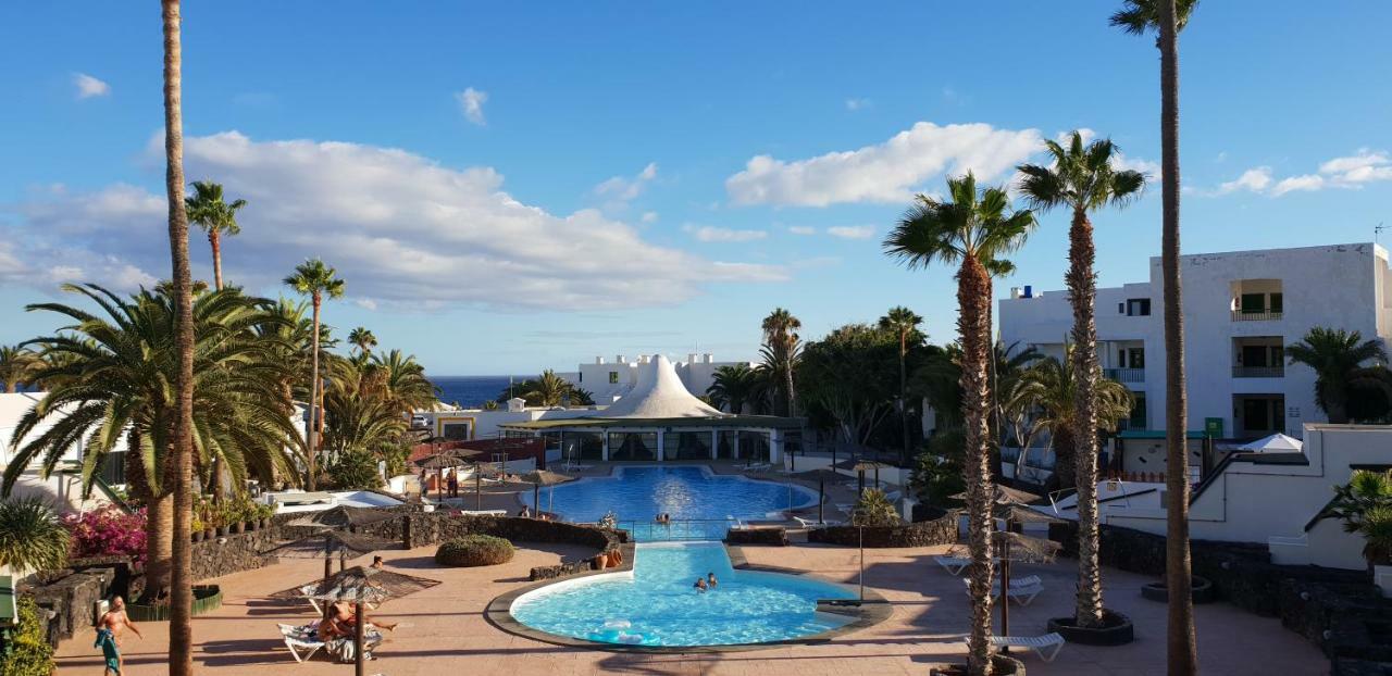 Casa A Primera Linea De Mar Costa Teguise Exteriér fotografie